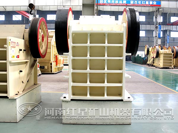 水綠礬破碎機(jī)