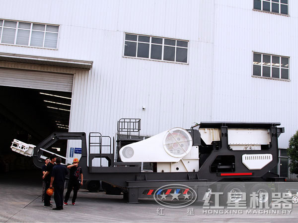 車載移動磕石機設備實拍