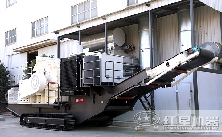 履帶式移動破碎機設備廠區