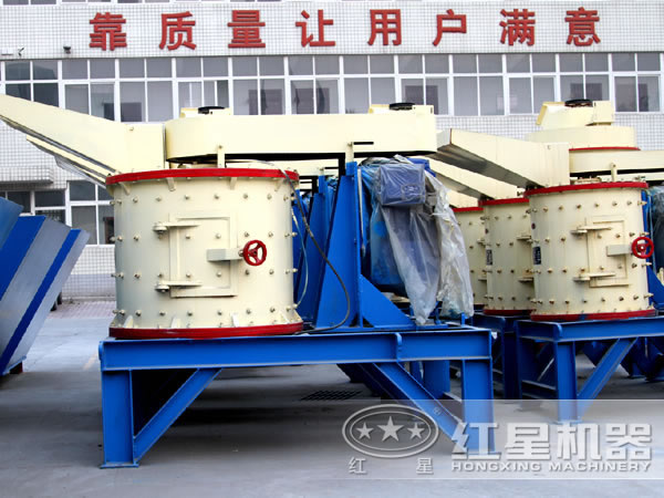 河卵石復合式破碎機設備廠區(qū)