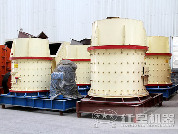 鵝卵石復合式破碎機廠區(qū)