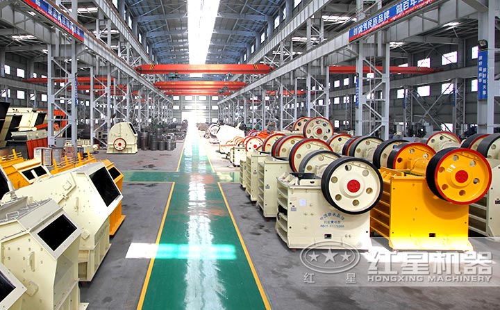 水泥路面破碎機廠區(qū)