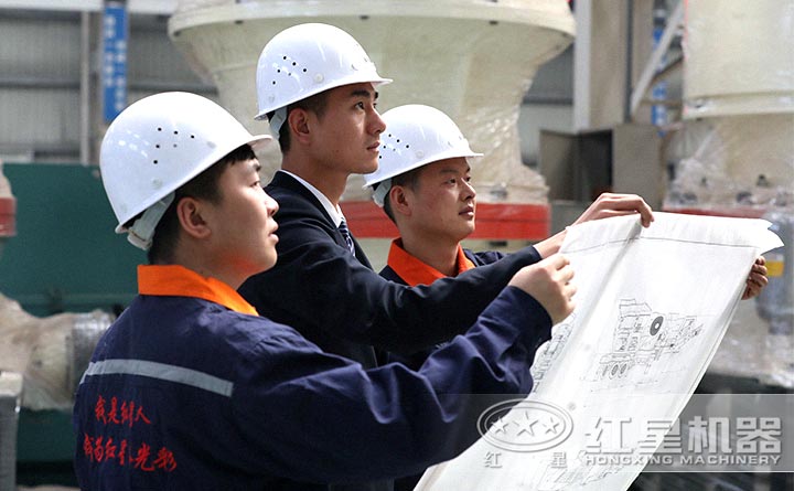 技術(shù)工程師為用戶定制建筑垃圾粉碎機設備
