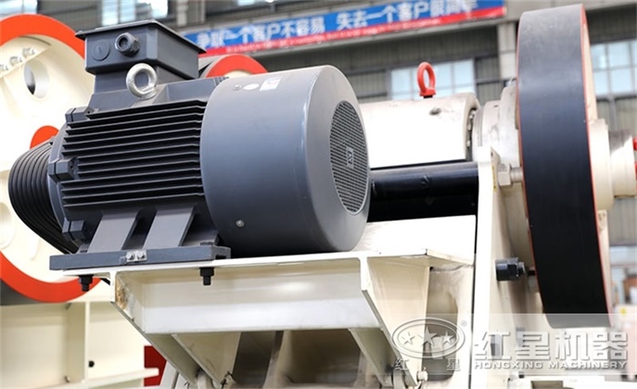 新型鄂式石塊破碎機(jī)電機(jī)