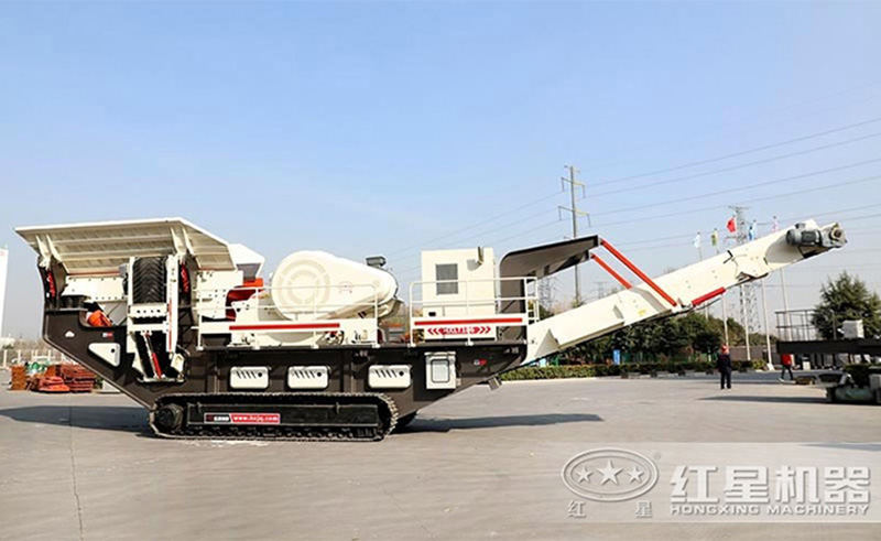 搭配反擊破和履帶式車架的移動(dòng)式破碎機(jī)